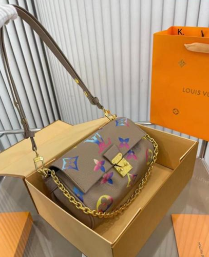 Louis Vuitton New Monogram Clutch